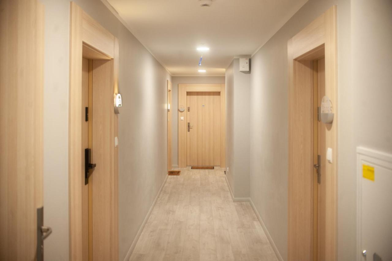 Apartment Kaisermoewe ชวีโนวิชแจ ภายนอก รูปภาพ